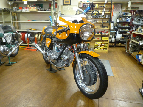 DUCATI BEVEL moto shop imoto カスタム ベベルツイン