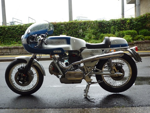 DUCATI BEVEL専門店 motoshopimoto